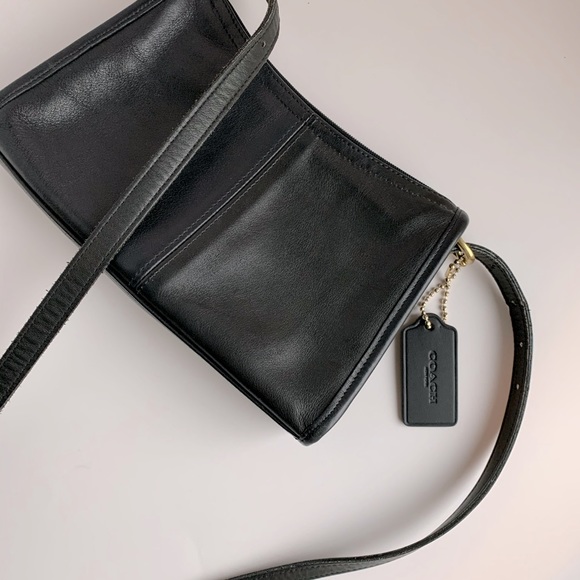 Coach Handbags - Vintage Coach Black Leather Handbag